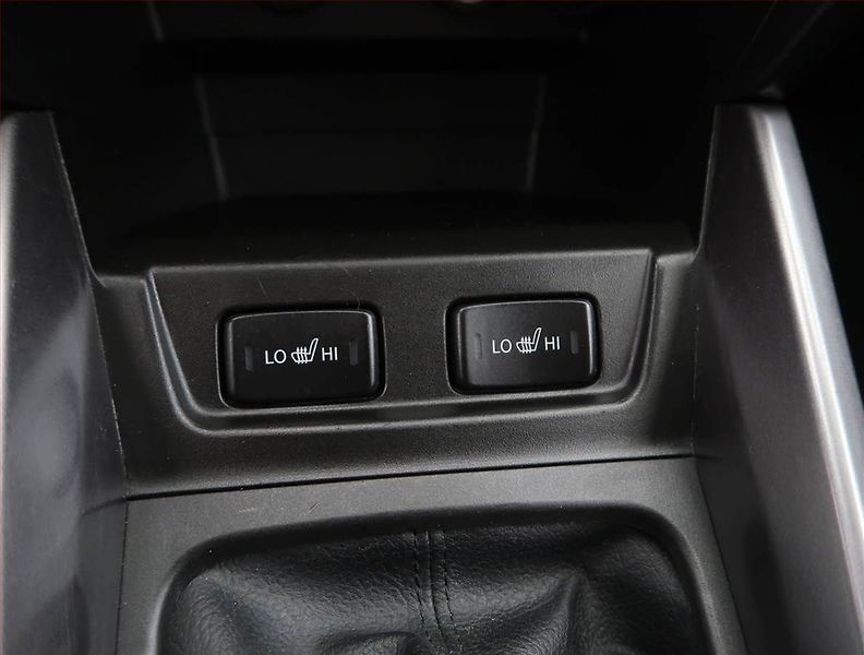 Suzuki Vitara (2022) Premium 1.4 BoosterJet, 4X4 - fotka 20 z 23