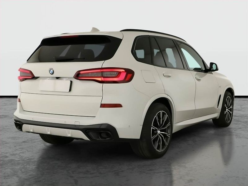 BMW X5 (2021) xDrive30d - fotka 5 z 19
