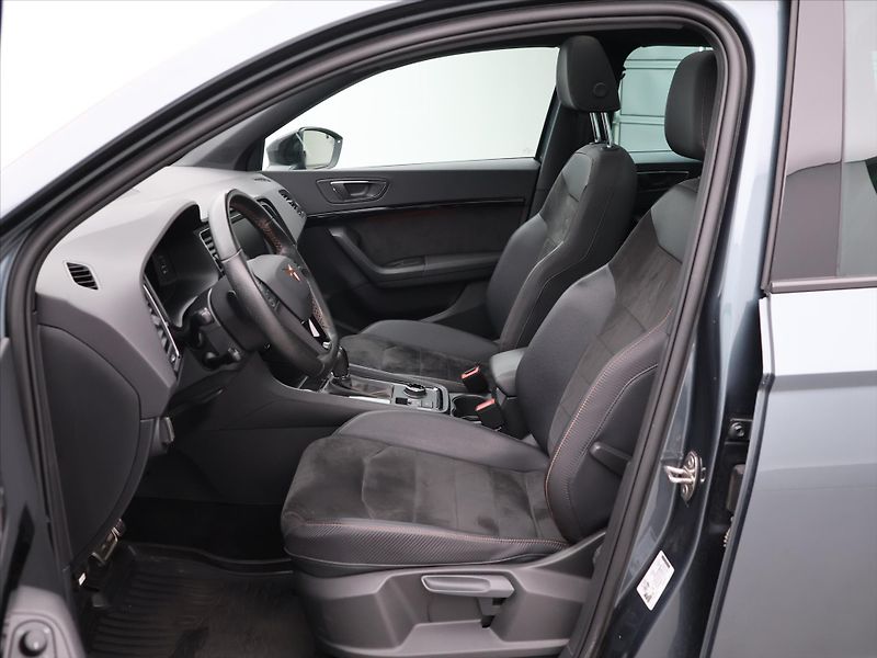 Cupra Ateca 2,0 TSI 221kW 4x4 DSG Panorama - fotka 11 z 32