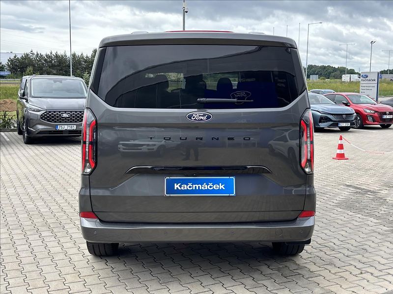 Ford Tourneo Custom 2,0 EcoBlue 125kW TitaniumX L2 - fotka 4 z 35