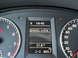 Volkswagen Touran (2011) 1.4TSI STYLE! Tažné! Navi! - náhled 27
