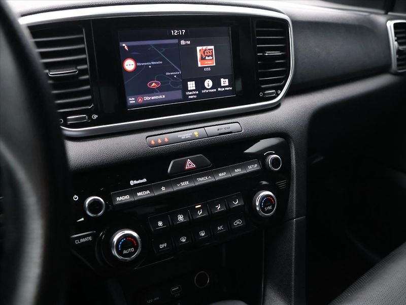 Kia Sportage 1,6 CRDI 100kW GT-Line - fotka 20 z 33