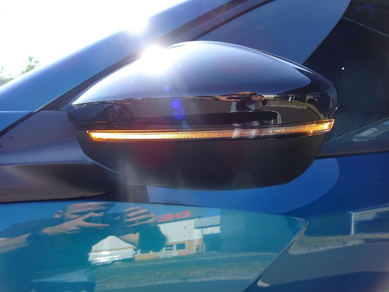 Peugeot 2008 (2026) ALLURE e-115 kW /156k - fotka 47 z 50