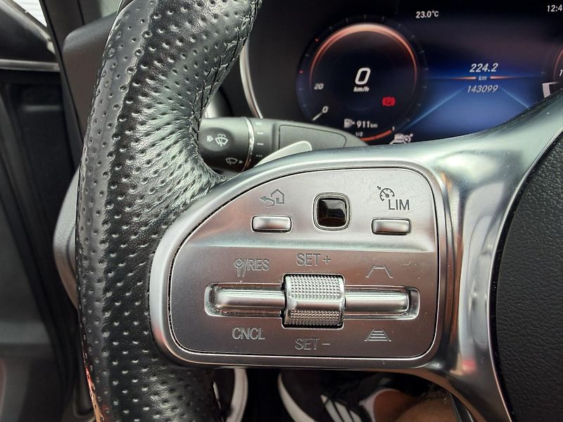 Mercedes-Benz Třídy C (2019) C 300d 4Matic AMG Line - fotka 18 z 32