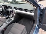 Volkswagen Passat 2,0 TDI,110kw,LED,SERVIS,TAŽNÉ - náhled 26