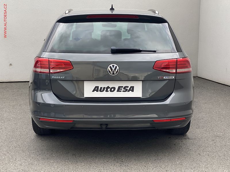 Volkswagen Passat (2015) 1.6 TDi, Comfortline, TZ - fotka 5 z 17