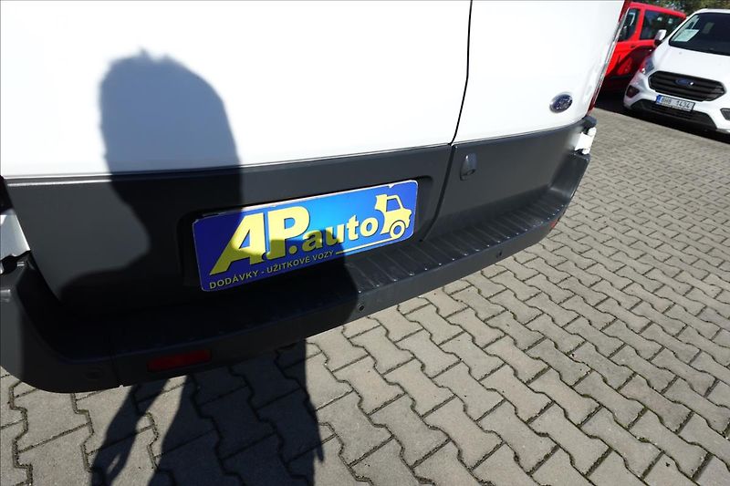 Ford Transit 2,0 TDCI  L3H2 9MÍST BUS KLIMA - fotka 15 z 43