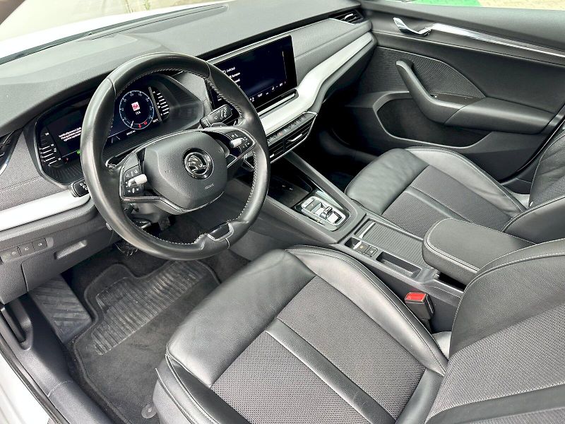 Škoda Octavia (2022) 2.0 TDI 110kW DSG Style Combi - fotka 6 z 23