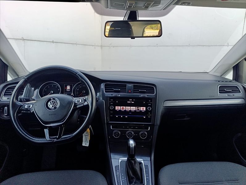 Volkswagen Golf 1,5 TGi  DSG Aut.klima ACC - fotka 15 z 33