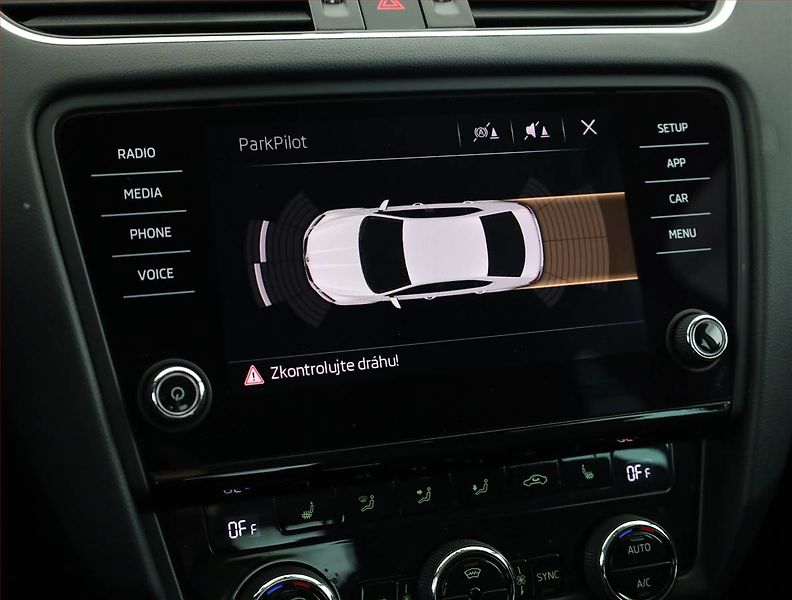 Škoda Octavia (2017) Style 1.8 TSI, Automat - fotka 14 z 21