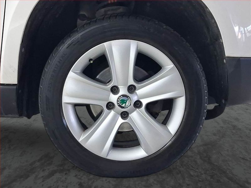 Škoda Yeti (2013) Adventure 2.0 TDI, Navi - fotka 14 z 18