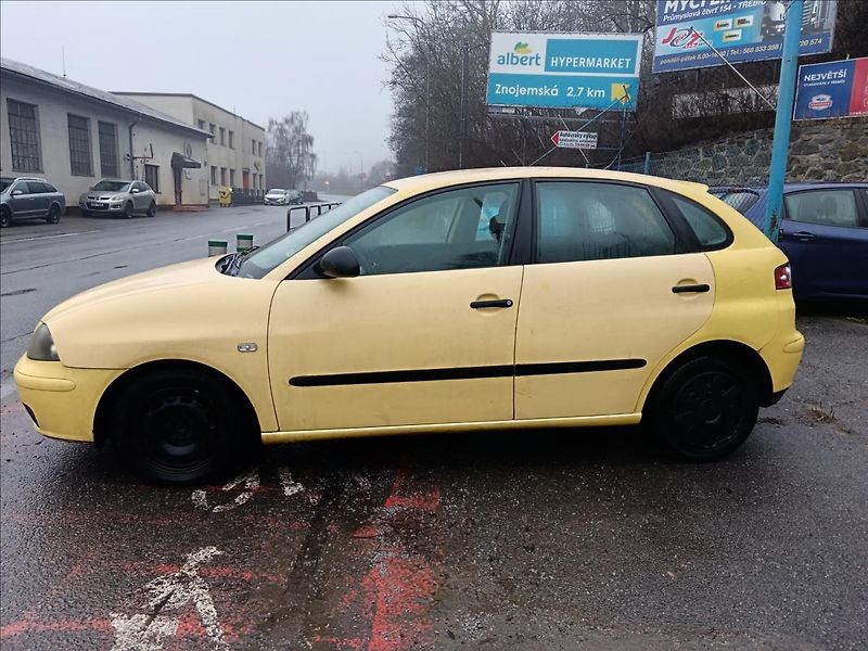 Seat Ibiza 1,4 i Reference - fotka 6 z 16