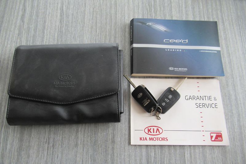 Kia Ceed 1.4i CVVT KLIMA SADA KOL - fotka 18 z 18