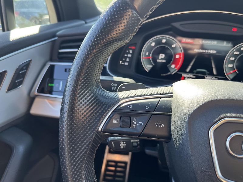 Audi Q7 50TDi quattro S-line - fotka 15 z 24