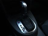 Volkswagen Touran (2011) 2.0 TDI, Automat, Navi, Xenony - náhled 13