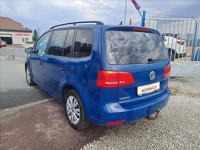 Volkswagen Touran 1,4 i CNG KOUPENO CZ - fotka 4 z 15