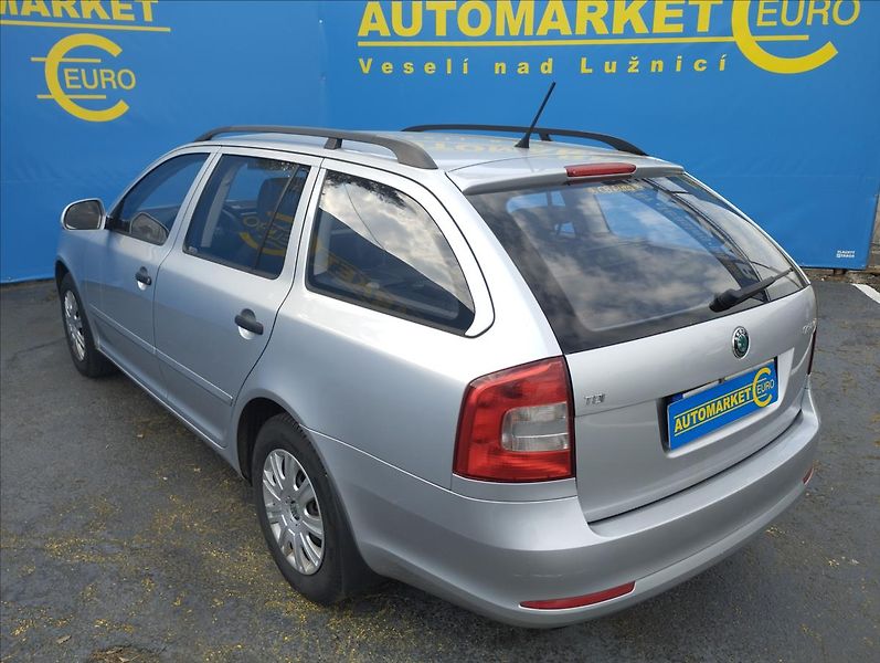 Škoda Octavia 1,6 TDi 77KW - fotka 6 z 15