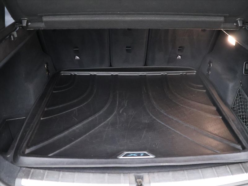BMW X1 2,0 20d 140kW xDrive Kůže Navi - fotka 10 z 32