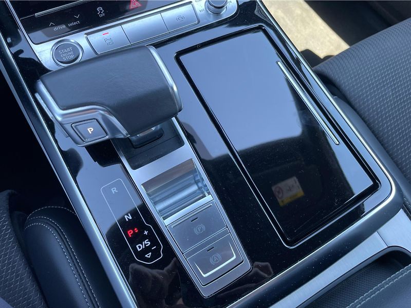 Audi Q7 45 TDi quattro tiptronic 8st. - fotka 21 z 26