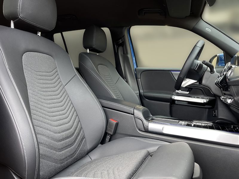 Mercedes-Benz GLB 200 d 4MATIC Progressive Editi - fotka 16 z 21