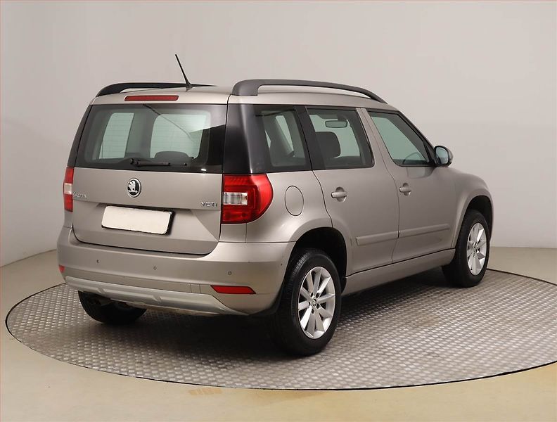 Škoda Yeti (2017) Style 1.4 TSI, ČR,1.maj - fotka 5 z 20
