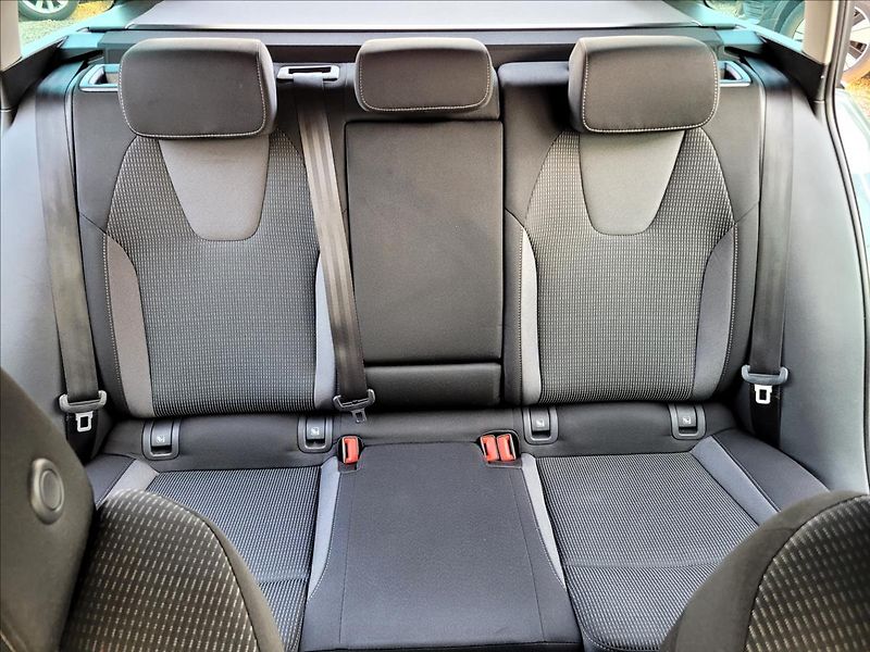 Škoda Octavia 1,0 TSI,CLEVER,LED,VÝHŘEV,NAVI - fotka 40 z 50