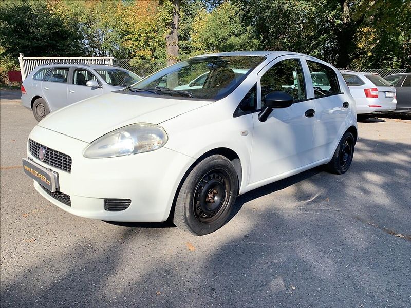 Fiat Punto 1,2 i - fotka 1 z 17