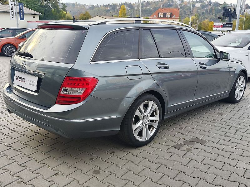 Mercedes-Benz Třídy C 250d/150kW 4Matic AT - fotka 5 z 29