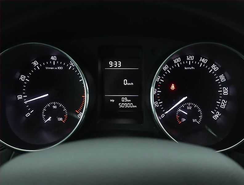Škoda Yeti (2014) 1.2 TSI, Vyhř. sedaček - fotka 11 z 14