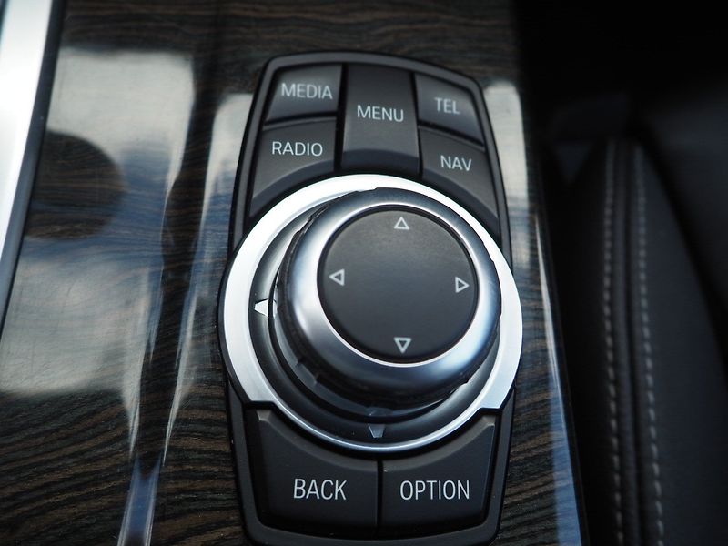 BMW X3 (2013) 2.0D xDrive, AT - fotka 34 z 35
