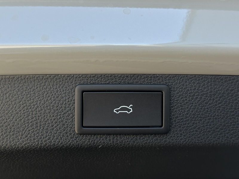 Škoda Karoq 2.0TDi 4x4 DSG 150PS Sportline - fotka 42 z 46