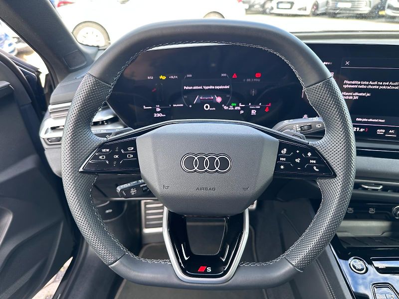 Audi A5 2,0 TDI Quattro S-LINE - fotka 11 z 17