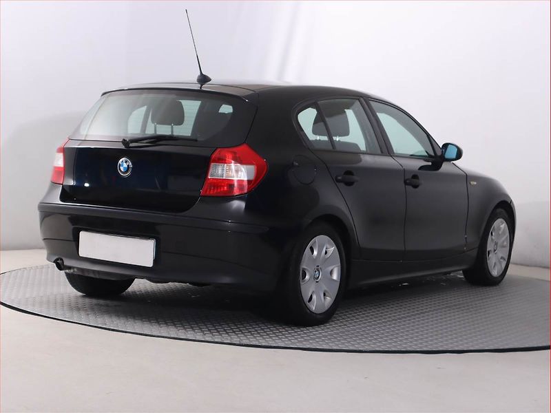 BMW Řada 1 (2007) 116i, nová STK, jezdí výborně - fotka 5 z 13