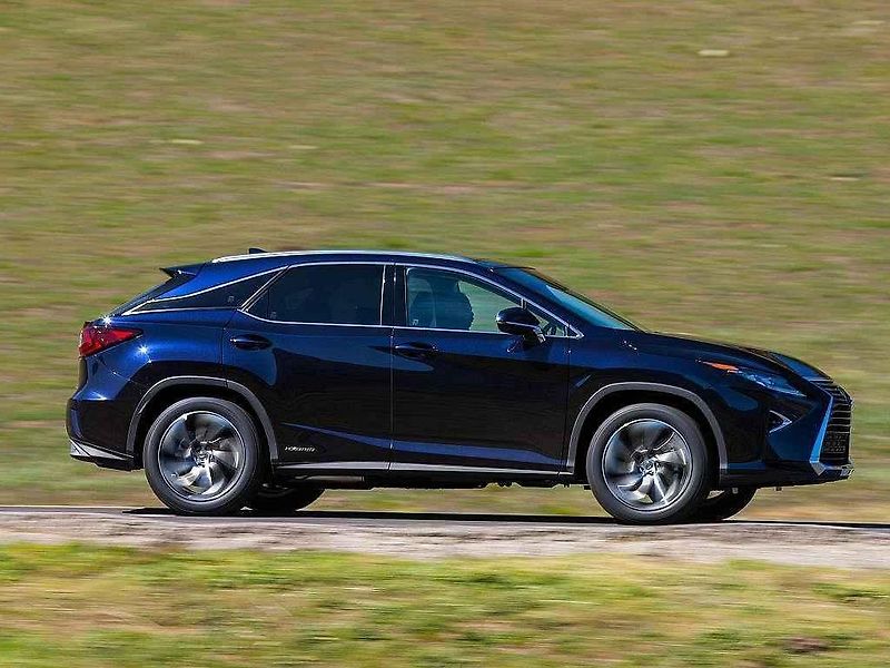 Lexus RX.