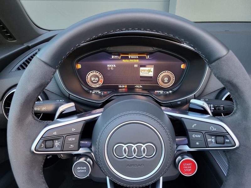Audi TT RS (2022) ROADSTER | MATRIX - fotka 28 z 40