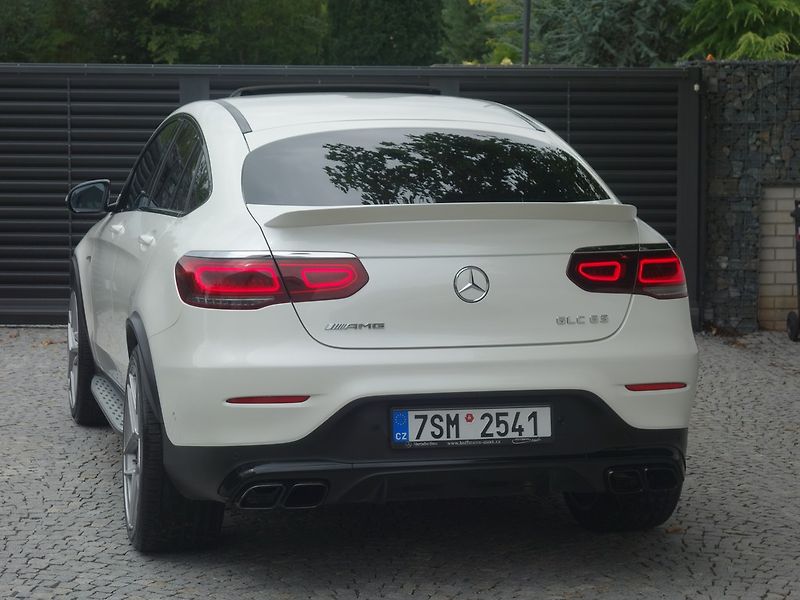 Mercedes-Benz GLC (2023) 63AMG*4M*KUPÉ*53000KM*ZÁRUKA!! - fotka 4 z 50