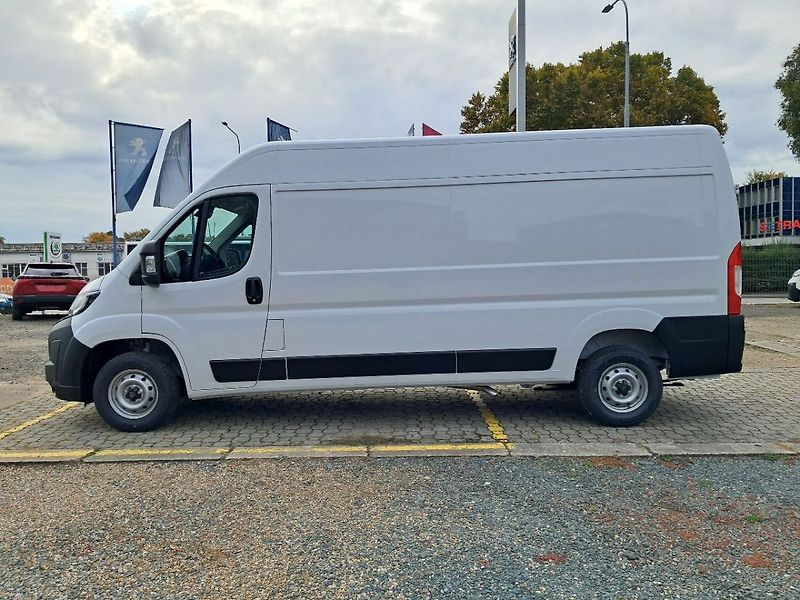 Peugeot Boxer Furgon 3500 L3H2 BlueHDi 180k - fotka 8 z 17