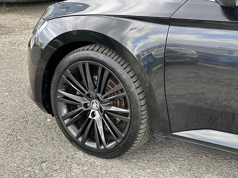 Škoda Superb 2.0TDi 147kw 4x4 ČR 1.MAJ DPH - fotka 46 z 50