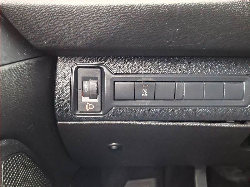 Peugeot 308 (2021) 1.5 BlueHDi, Tempomat - fotka 17 z 19