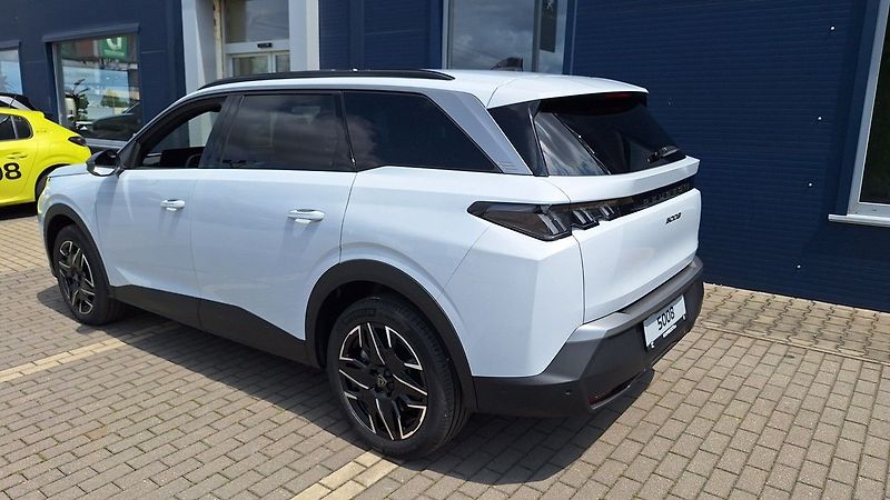Peugeot 5008 (2025) ALLURE Hybrid 145 e-DCS6 - fotka 3 z 21
