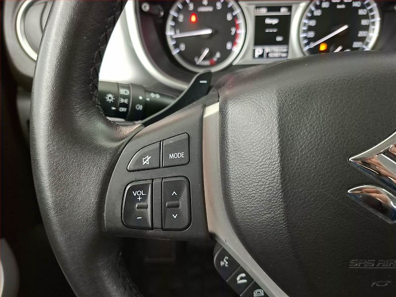 Suzuki Vitara (2018) 1.6 VVT, Automat, Tempomat - fotka 14 z 19