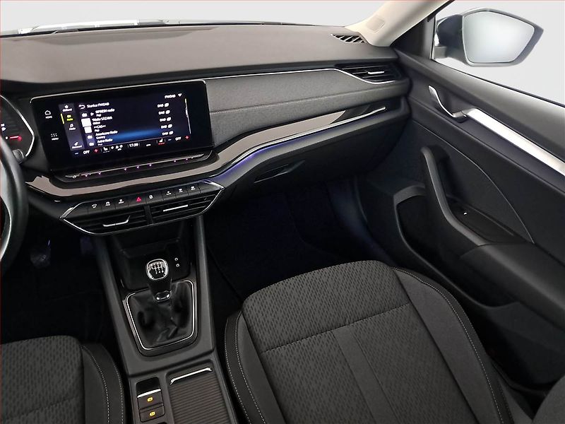Škoda Octavia (2022) Style Plus 2.0 TDI, Tempomat - fotka 8 z 17