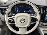 Volvo XC60 2.0 B4 4x4 PLUS  Black - náhled 17