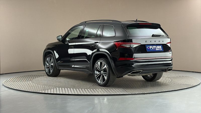 Škoda Kodiaq 2.0 TSI DSG 4x4 RS - fotka 2 z 31