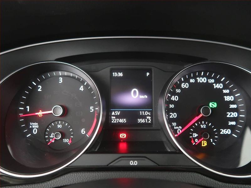 Volkswagen Passat (2016) 2.0 TDI, 4X4, Automat, Kůže - fotka 11 z 21