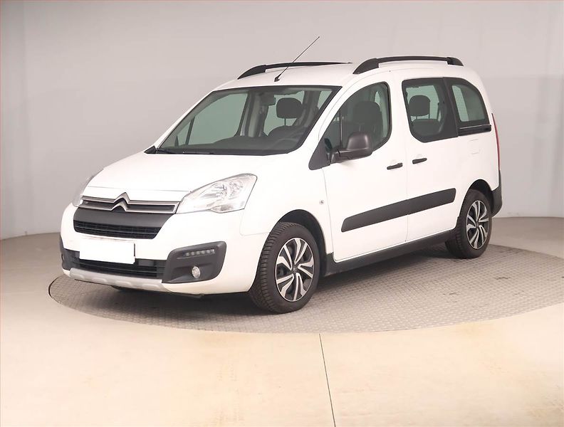Citroën Berlingo (2018) XTR 1.6 BlueHDi, 5Míst, ČR - fotka 2 z 13