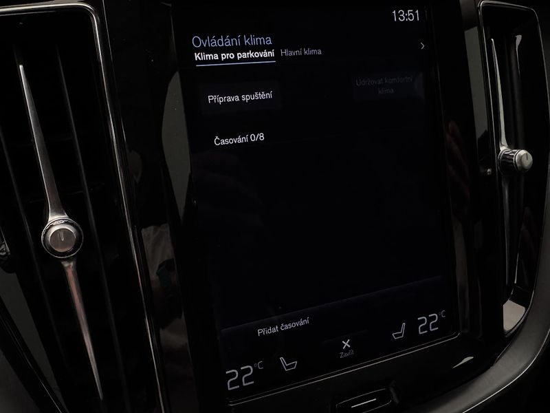 Volvo XC60 D4 AWD MOMENTUM PRO  - fotka 37 z 42