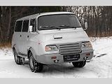 Původní Škoda 1203 a její mírný pokrok v mezích zákona