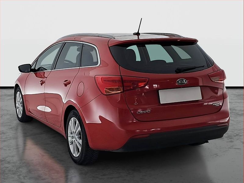 Kia Ceed (2015) 1.6 CRDi, Serv.kniha, Navi - fotka 4 z 21