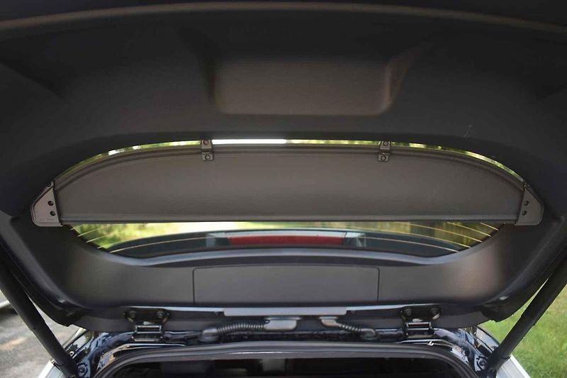 Modernizovaná Toyota Corolla TS se dobře cítí i na venkovských silnicích
